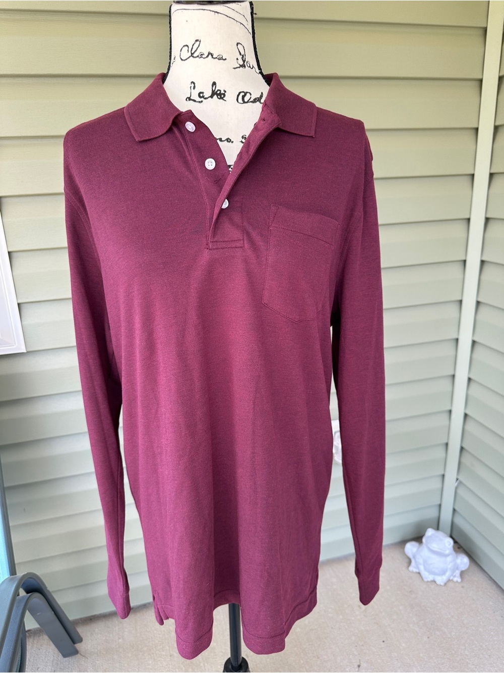Men's Croft & Barrow Long Sleeve 1/4 button down extra soft Polo- Maroon size M